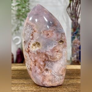 0635 Pink Amethyst Crystal Mountain Carving
